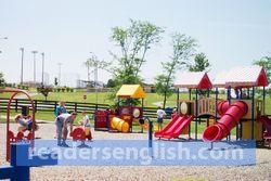 playground Urdu meaning